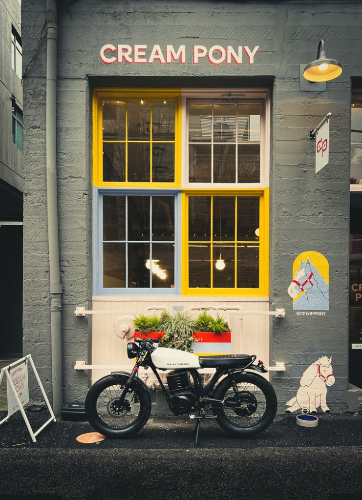 beachman ebikes, beachman 64, price of beachman bike, electric motorcycle, cafe racer, best looking cafe racers, best looking ebikes, ebikes for men, benefits of ebikes, compare emotorcycles, made in canada bikes?